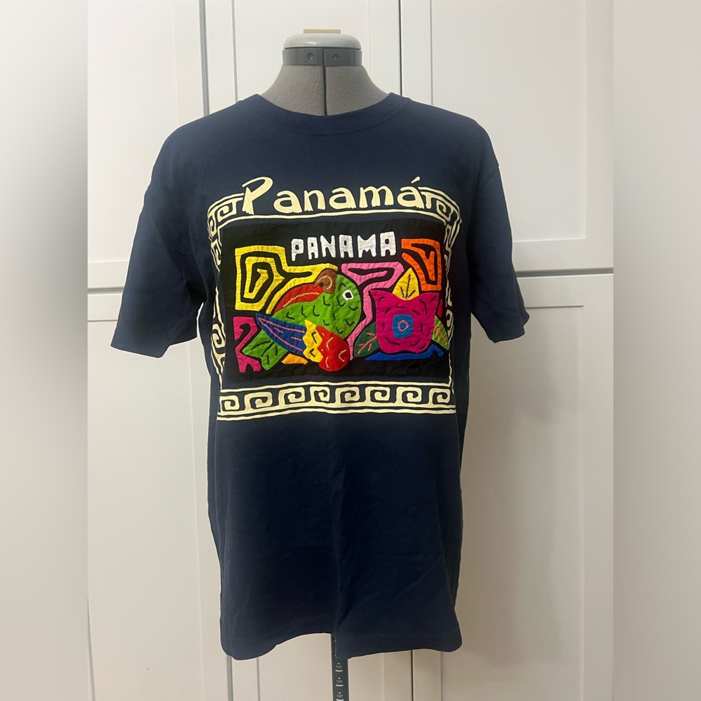 Vintage Panama Mola Art Parrot T-Shirt